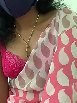 honeygirl6996 online show from June 16, 2026, 7:11 am