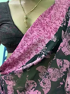 honeygirl6996 online show from July 4, 2026, 7:03 am