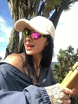 Snapshot of princess_deimos__ chatting on February 23, 2026, 8:06 pm princess deimos online show from February 23, 2026, 8:06 pm