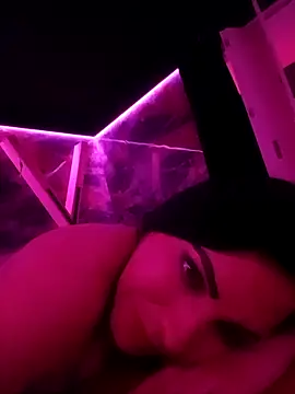 Morena ojazos travieza-39 online show from February 21, 2026, 7:59 pm