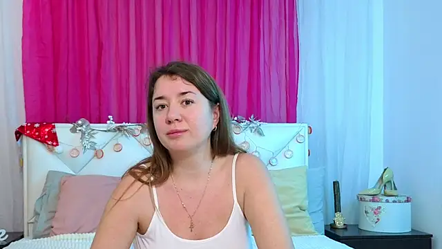 Leona Rae online show from January 15, 2026, 12:32 pm