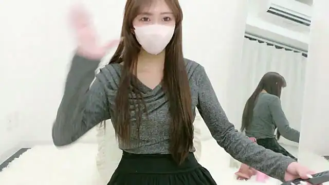 Snapshot of alicechan_v chatting on May 20, 2026, 9:48 am alicechan v online show from May 20, 2026, 9:48 am