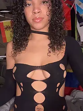 Kiki hammyy online show from June 21, 2026, 8:11 pm