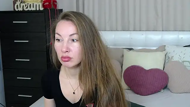 Brandy Gem online show from April 13, 2026, 6:52 am