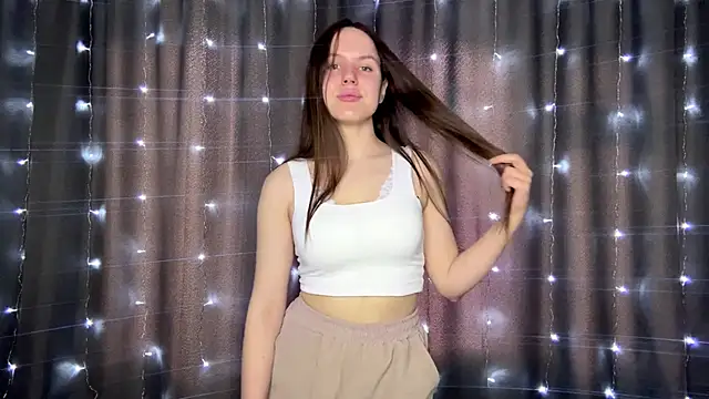 SanoraVillnave online show from March 5, 2026, 6:09 am