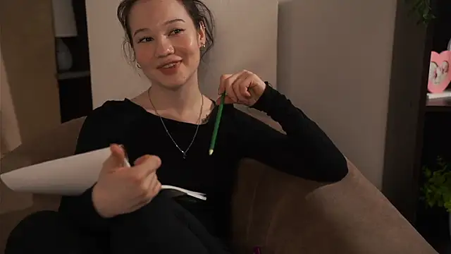 RenateOvalles online show from November 30, 2025, 11:36 am