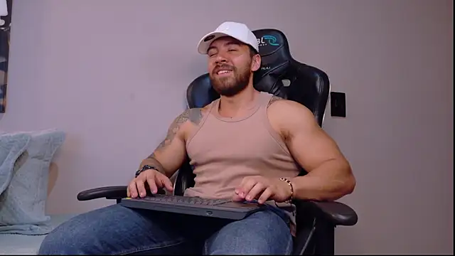 Snapshot of owen_seth1 chatting on May 25, 2026, 7:31 pm owen seth1 online show from May 25, 2026, 7:31 pm