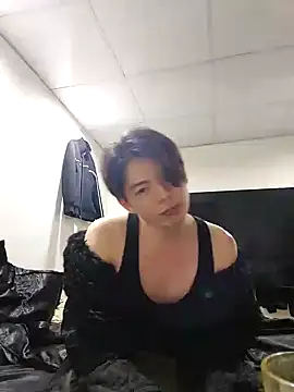 Snapshot of twtung_tung chatting on November 26, 2025, 7:48 pm twtung tung online show from November 26, 2025, 7:48 pm