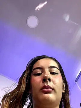 Snapshot of Allana_Rousse chatting on December 1, 2025, 11:59 am Allana Rousse online show from December 1, 2025, 11:59 am