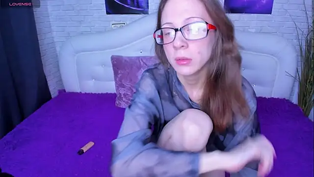 BrielleSummer4u online show from November 27, 2025, 2:24 am