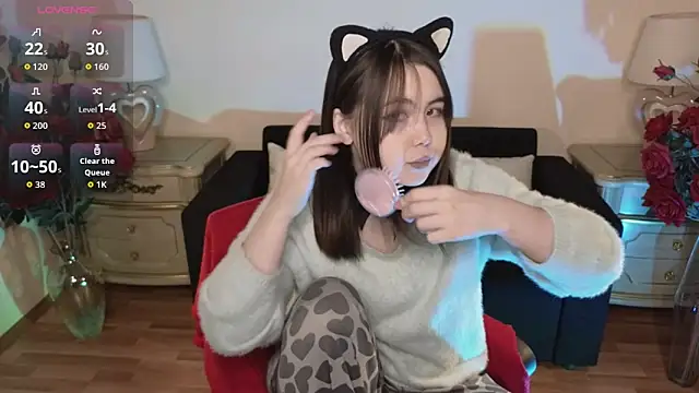 crystipaul online show from November 26, 2025, 4:13 am