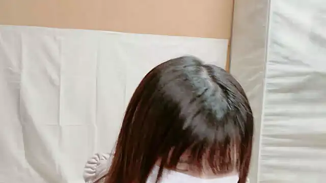  NATSUMI online show from January 11, 2026, 5:56 am