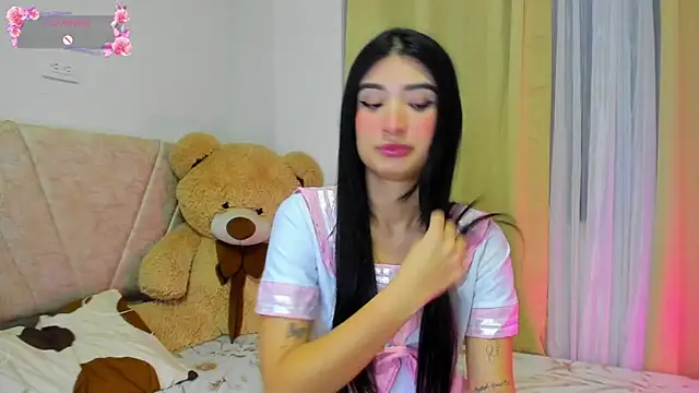 lia sweetty online show from April 18, 2026, 11:49 pm