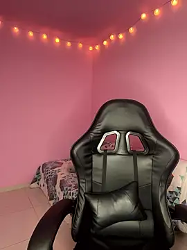 Davne  online show from January 11, 2026, 11:54 pm