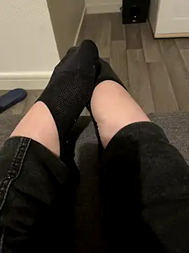 Blue-Coxy online show from November 24, 2025, 6:40 pm