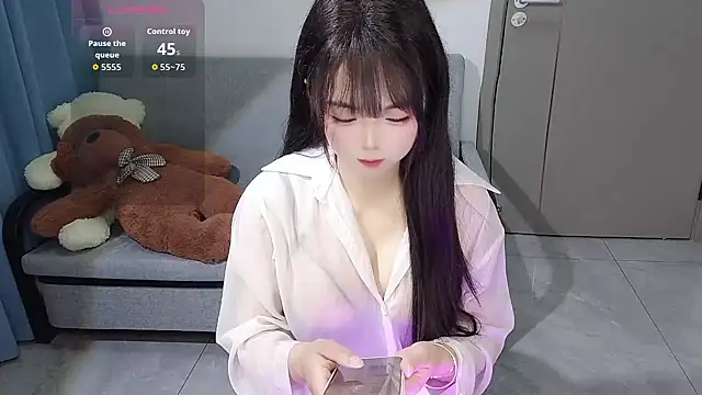 LuLu bb online show from April 3, 2026, 1:03 am