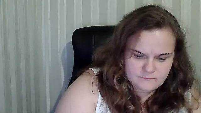 HarmonyKareraa online show from November 26, 2025, 4:19 pm