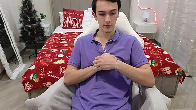 MoonlinSkinn online show from January 12, 2026, 1:11 am