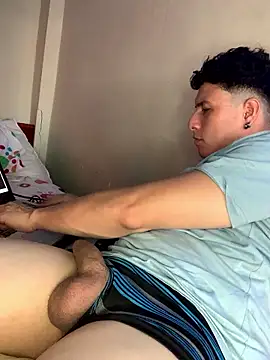 angelxxx95 online show from January 14, 2026, 6:13 pm