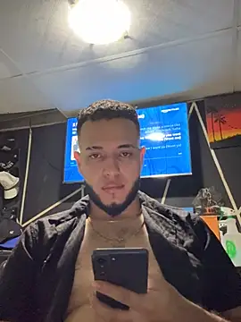Snapshot of tratosucio chatting on March 19, 2026, 5:44 am tratosucio online show from March 19, 2026, 5:44 am