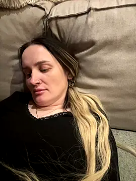 TomilaSi online show from January 5, 2026, 5:27 pm