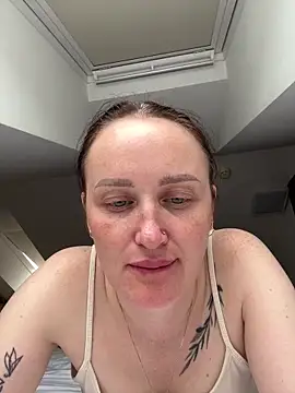 TomilaSi online show from May 18, 2026, 11:49 am
