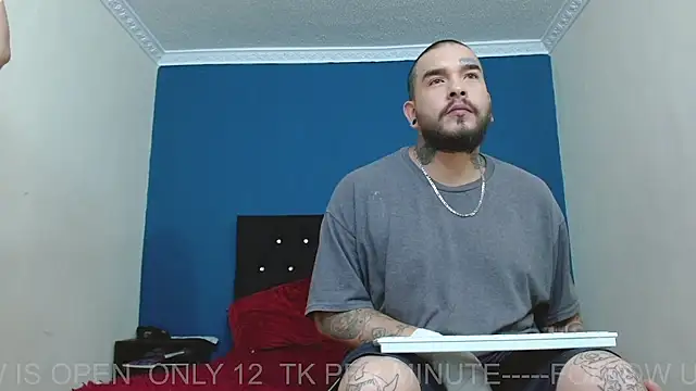 ARIA AND NICK online show from April 21, 2026, 4:23 pm