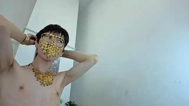 YugoAsian online show from December 5, 2025, 8:38 pm