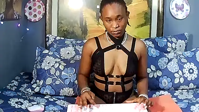 Snapshot of JuicyEbonyGoddess chatting on March 22, 2026, 1:47 pm JuicyEbonyGoddess online show from March 22, 2026, 1:47 pm