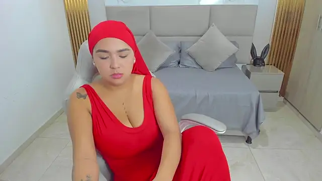 Raizel kazem online show from November 27, 2025, 1:02 pm