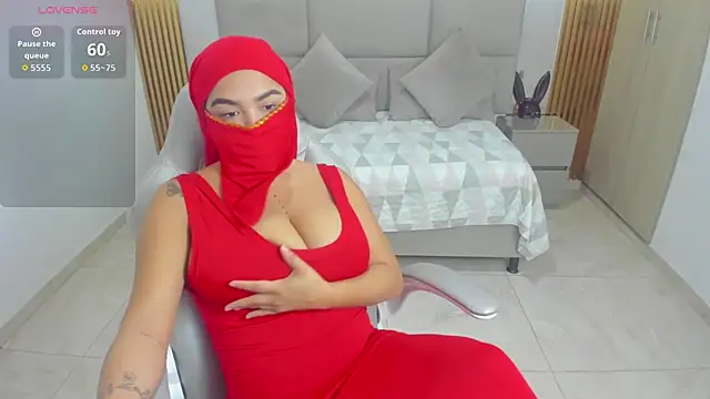 Raizel kazem online show from November 29, 2025, 1:03 pm