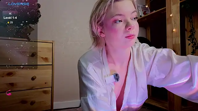 Me1inMonro online show from December 19, 2025, 5:36 am