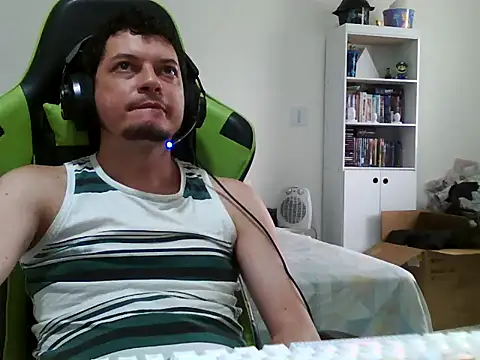 Fussador online show from November 24, 2025, 5:45 pm