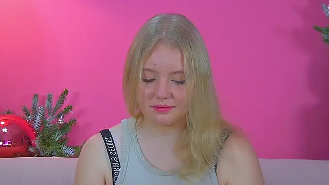 EmilyEvanse online show from December 22, 2025, 6:21 am