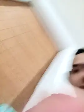 culona2417 online show from December 17, 2025, 3:23 am