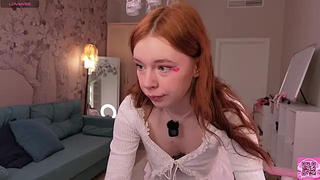 eva aria online show from May 22, 2026, 2:19 am