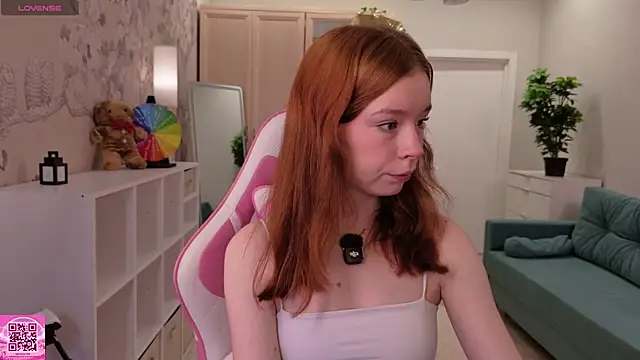 Snapshot of eva_aria chatting on June 11, 2026, 1:05 am eva aria online show from June 11, 2026, 1:05 am