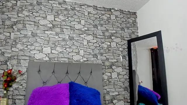 Snapshot of angel_pink7 chatting on January 5, 2026, 7:28 pm angel pink7 online show from January 5, 2026, 7:28 pm