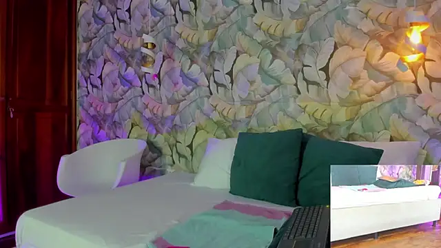 Madame Angelic 1 online show from April 2, 2026, 3:26 am