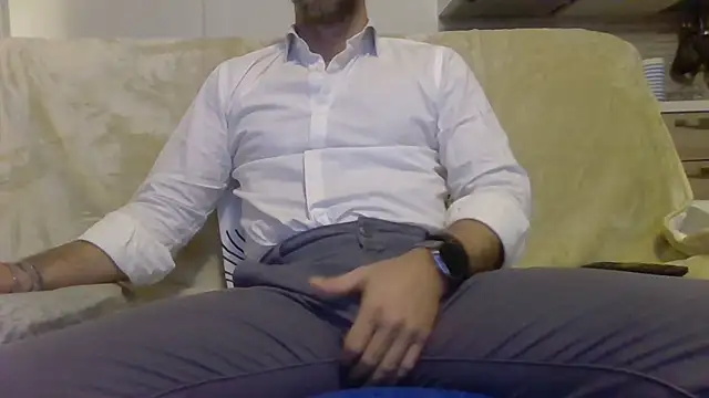 Eroshotlicker online show from March 28, 2026, 10:20 pm