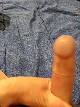 poeperke2830 online show from February 27, 2026, 11:16 pm