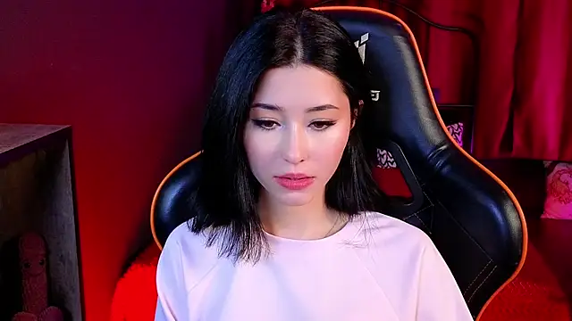 RedMidnight online show from April 3, 2026, 9:13 pm