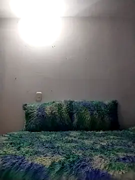 Snapshot of NiinaHans chatting on November 26, 2025, 11:11 am NiinaHans online show from November 26, 2025, 11:11 am