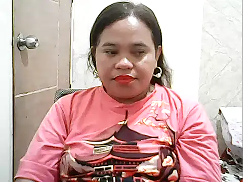 cutechubby online show from April 30, 2026, 10:47 pm