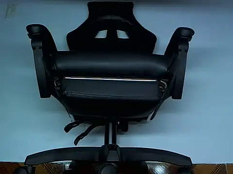 Alphacashmaster777 online show from April 13, 2026, 4:29 am