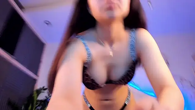 TinyBlair online show from March 30, 2026, 4:24 am