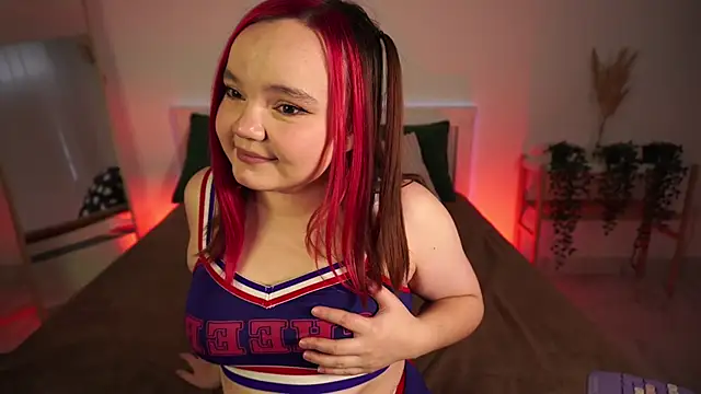 Rose Luvv online show from December 5, 2025, 7:17 am