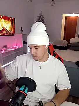 IPrince7 online show from November 25, 2025, 3:56 pm