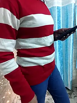 Juliekhan 98 online show from January 6, 2026, 6:17 am