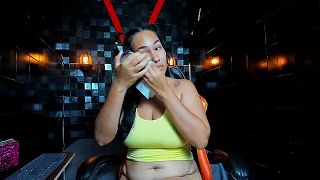 AzumiWalker online show from March 4, 2026, 2:17 am